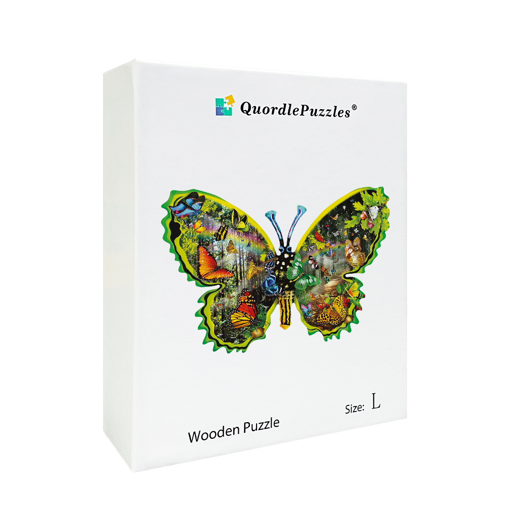 auf das Holzpuzzle „Butterfly Meadow“.