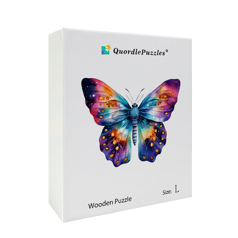 Ein Aquarell-Schmetterling mit einem Regenbogen auf den Flügeln.